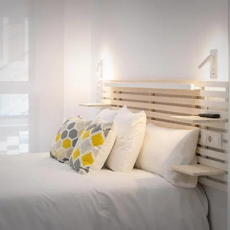 Apartamentos Soria Suites *